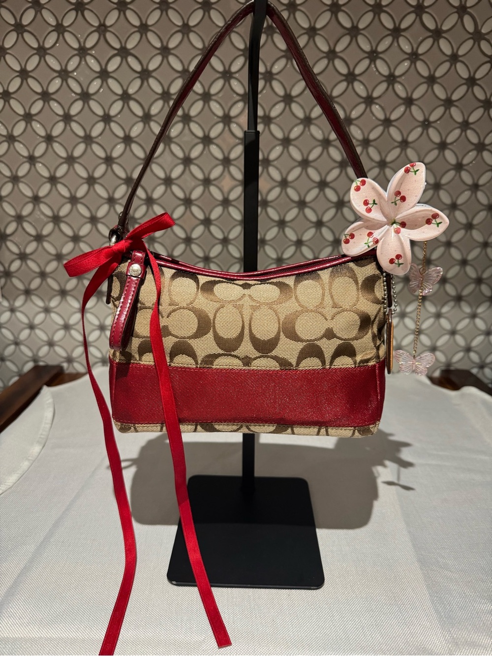 Coach Vintage Signature Demi Shoulder Bag #41642 ❤️❤️❤️
